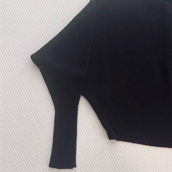 Zara Knit Sweater - Picture 4 of 4